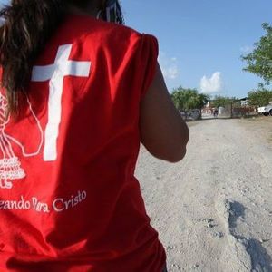 Meet your Posher, Bibi